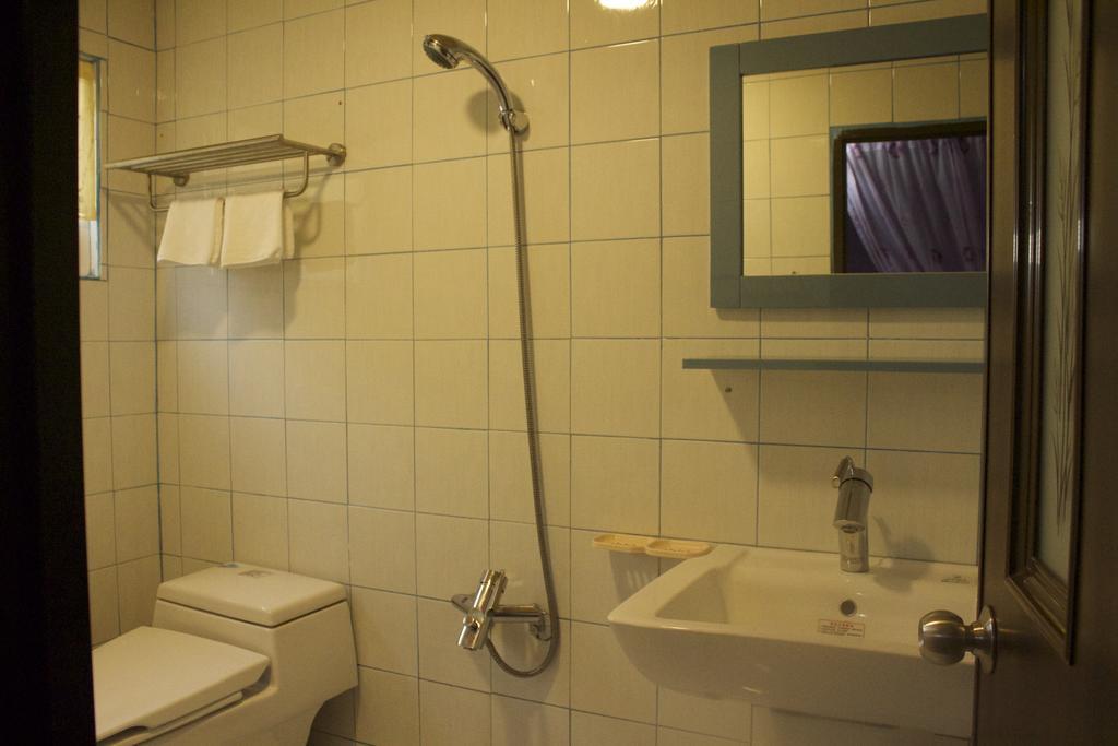 Wen-Feng House B&B Kenting Bagian luar foto